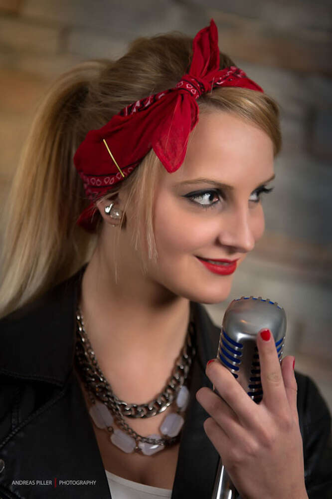 Portrait Eva (Andreas Piller)