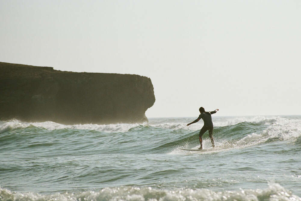 // the surfer (Janin Kastens)