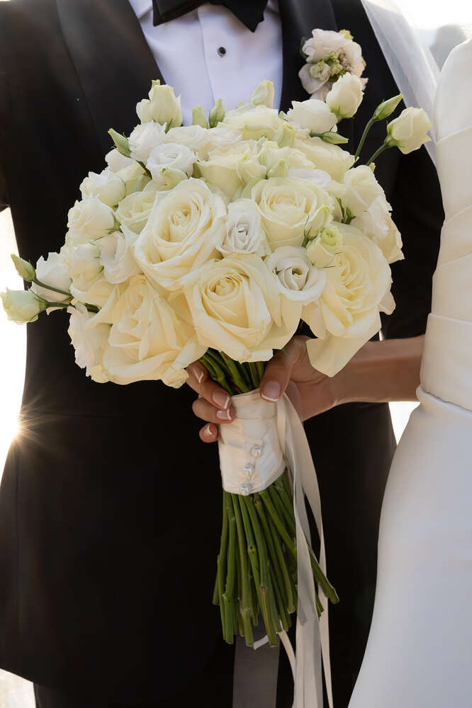 Toller Brautsraße aus weißen Rosen (Jennifer Hartmann | Photography & Artist)