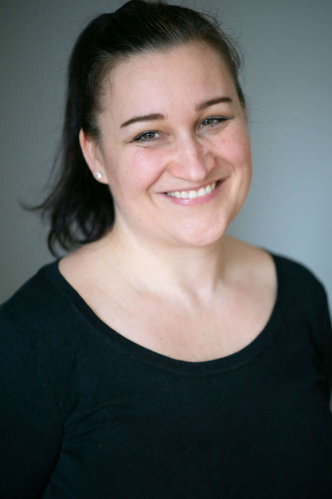 Portr&auml;t indoor (Ingrid  Götz )