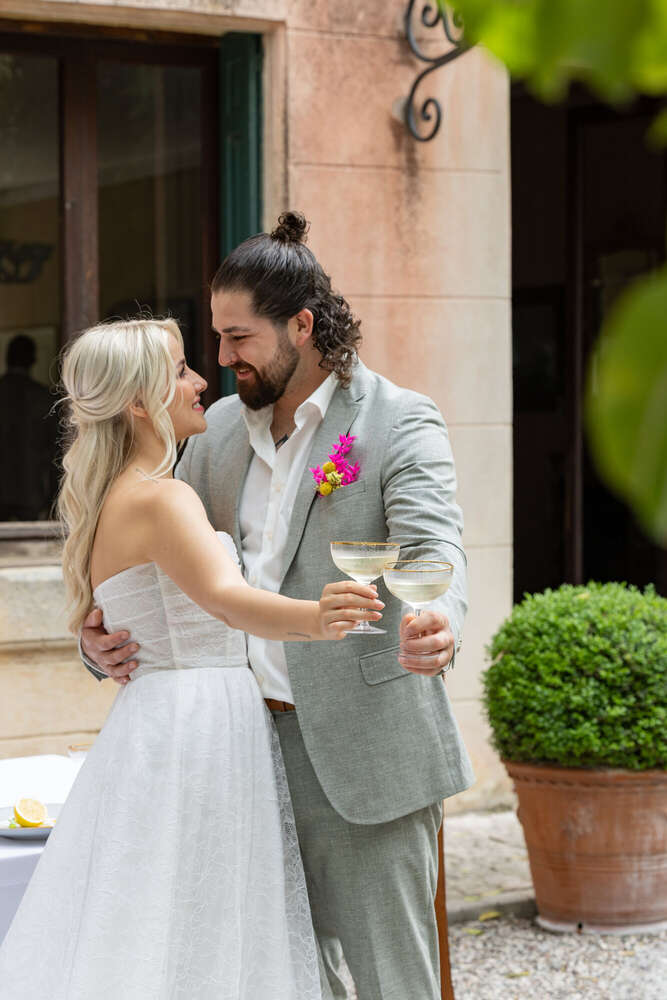 Cela - Photography (Cela - Photography)