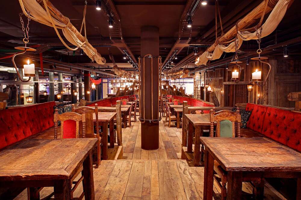 Interieur (von Thombrich)