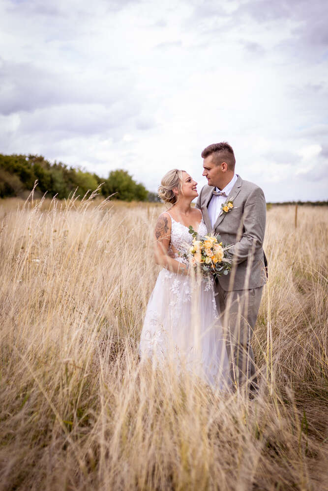 Hochzeitsportrait Weinberge (Antonia Moers Photography)