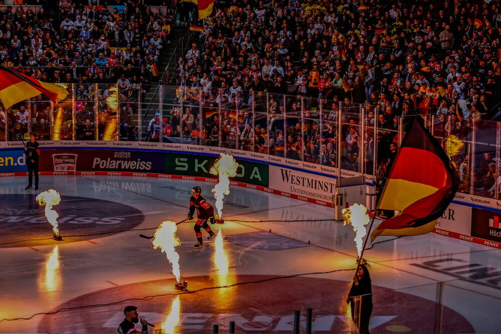 Aliyah Holzapfel (Aliyah Holzapfel)