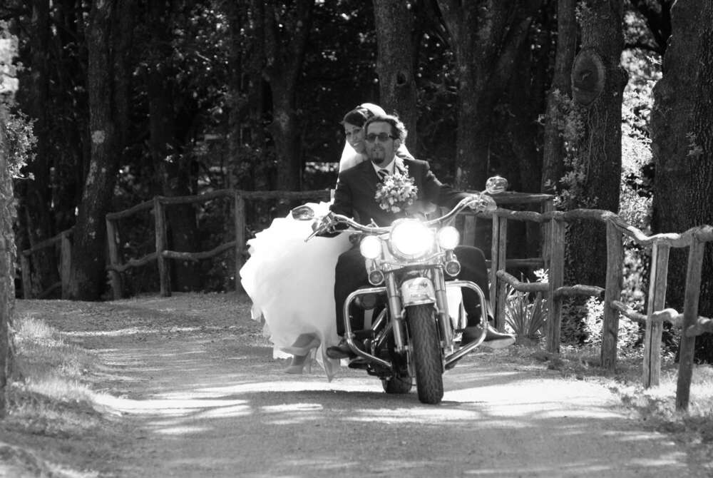 BOTTEGA FOTOGRAFICA (BOTTEGA FOTOGRAFICA)