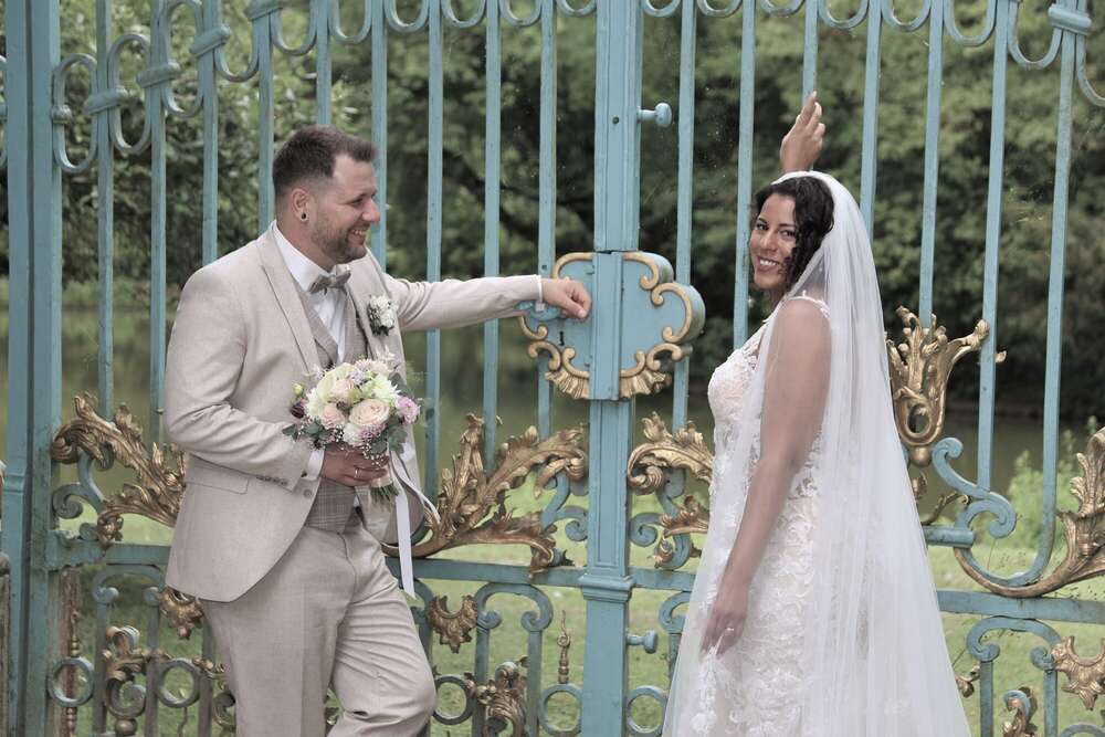 BOTTEGA FOTOGRAFICA (BOTTEGA FOTOGRAFICA)