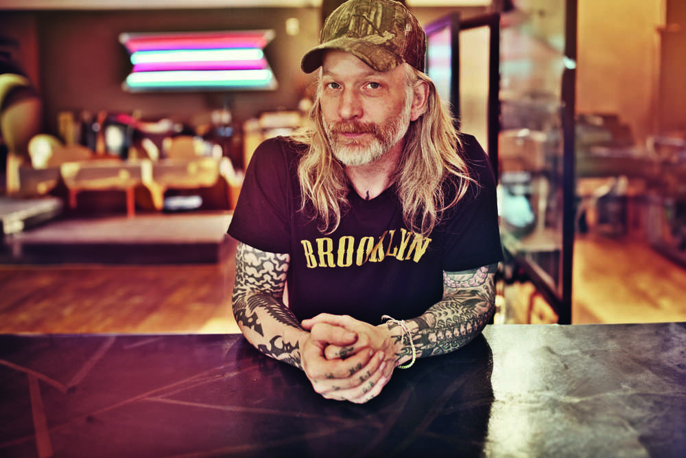 Tattoo-Artist in Brooklyn (Dennis Williamson)