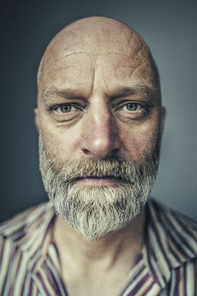 Holger (Dennis Williamson)