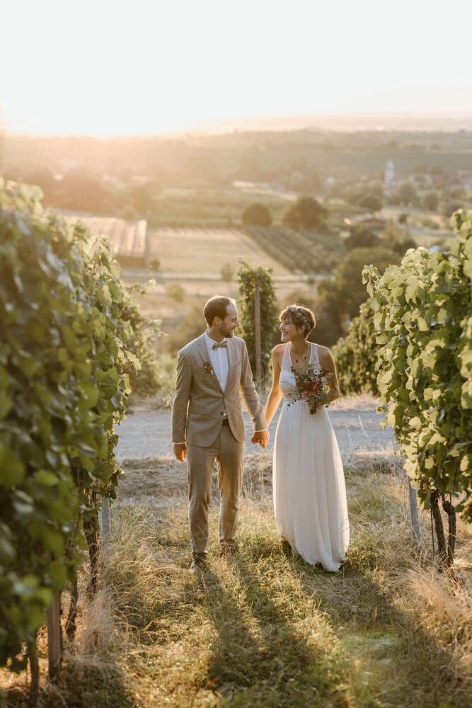 Sommerhochzeit in den Weinbergen (Sabine Steffens)