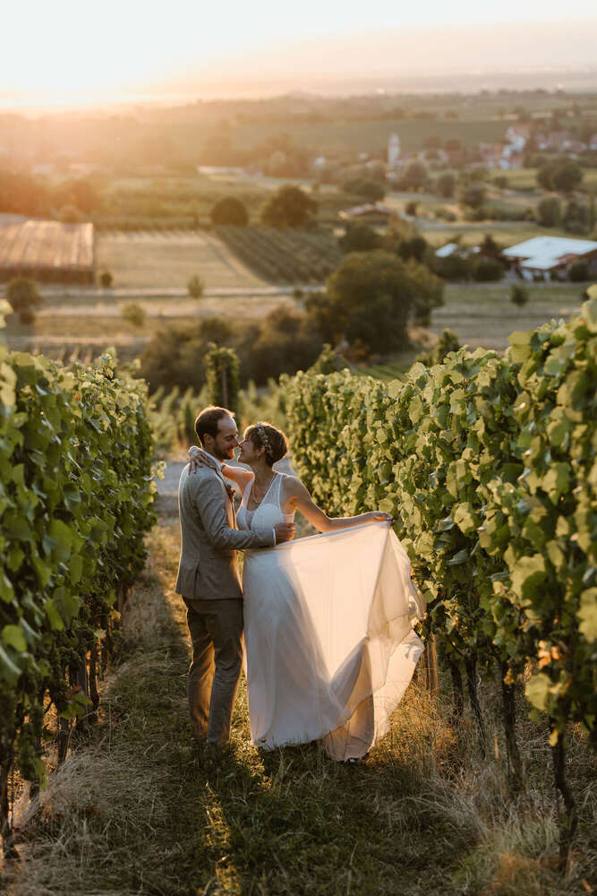 Sommerhochzeit in den Weinbergen (Sabine Steffens)