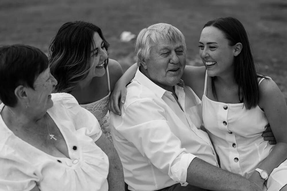 Hensel Photography (Hensel Photography)