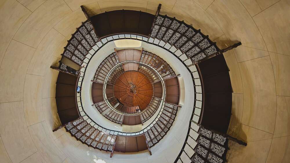 Aufgang zum Turm (Dominik Kristen)