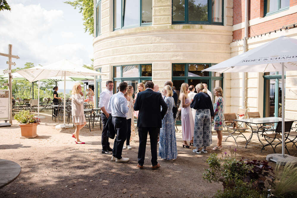 Elizabeth Holiarchuk (Elizabeth Holiarchuk)