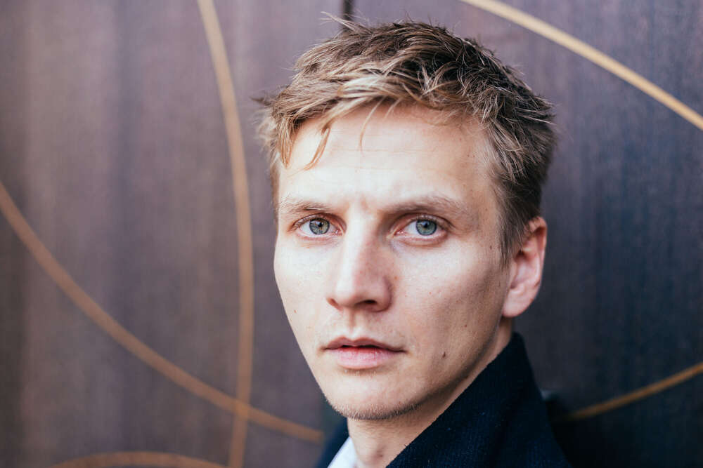 Jospeh Bunschuh, Schauspieler, Künstler (Fabian Glasow)