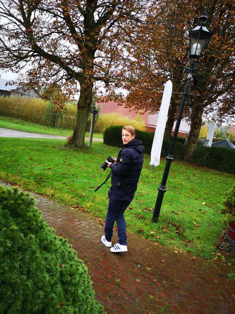 Hochzeitsfotografie vor mittelalterlicher Kulisse (Nick Hanke)