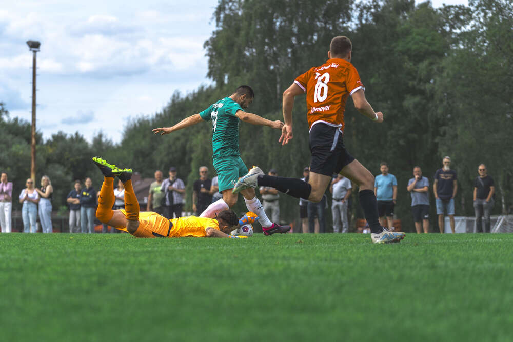 Sportfotografie bei Rot-Schwarz-Kiel in der Landesliga SH (Nick Hanke)