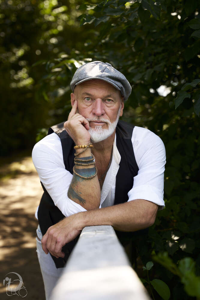 Wartend (Ingo Doerrie)