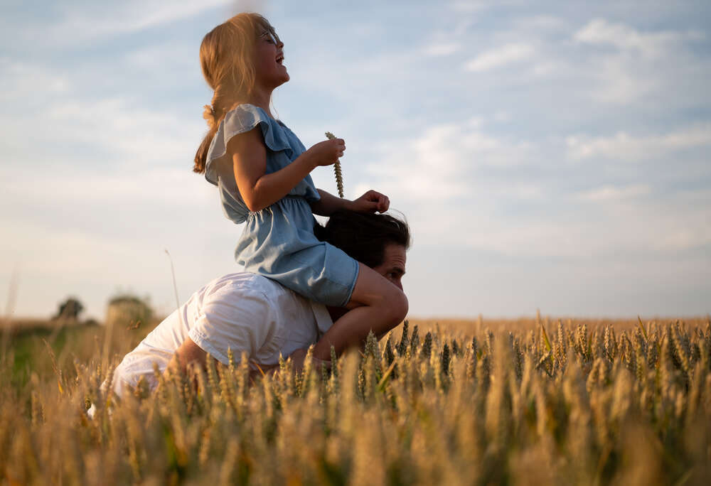 Nat&uuml;rliche Familienfotografie mit echten Emotionen (Svenja Winkler)