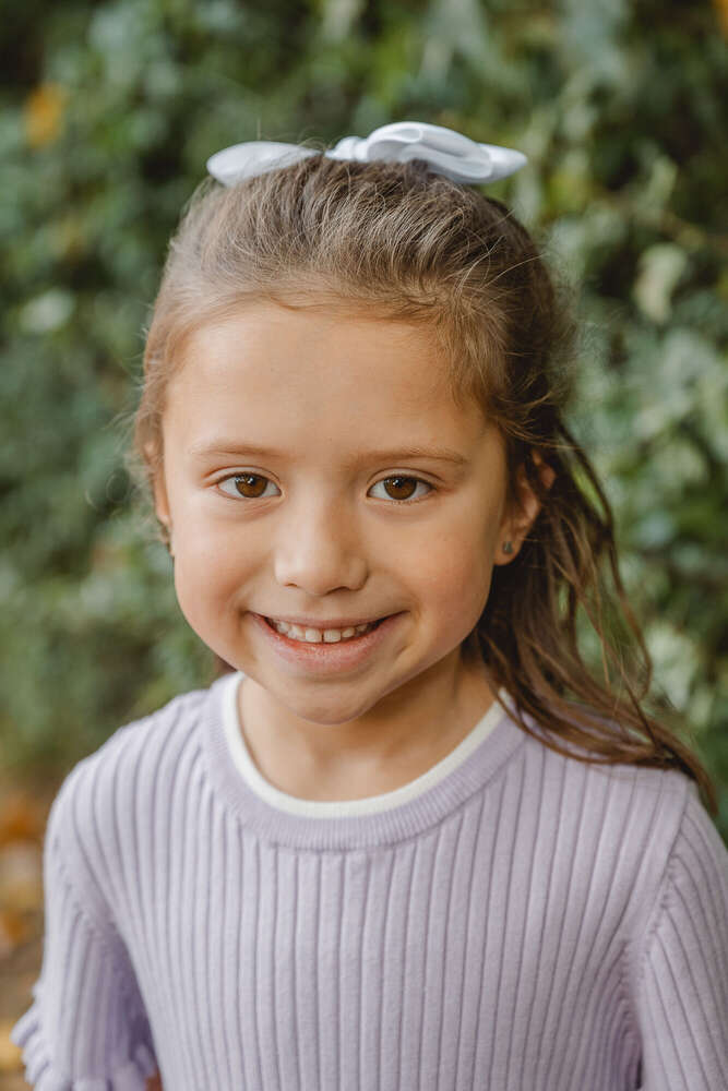 Portrait eines Mädchen. Schulfotografie Outdoor (Axel Jahnke | Fotografie)