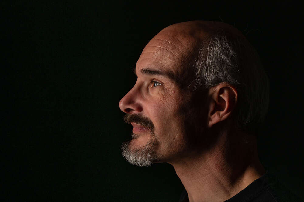 seitenansicht Porträt Mann, low key Aufnahme (Axel Jahnke | Fotografie)