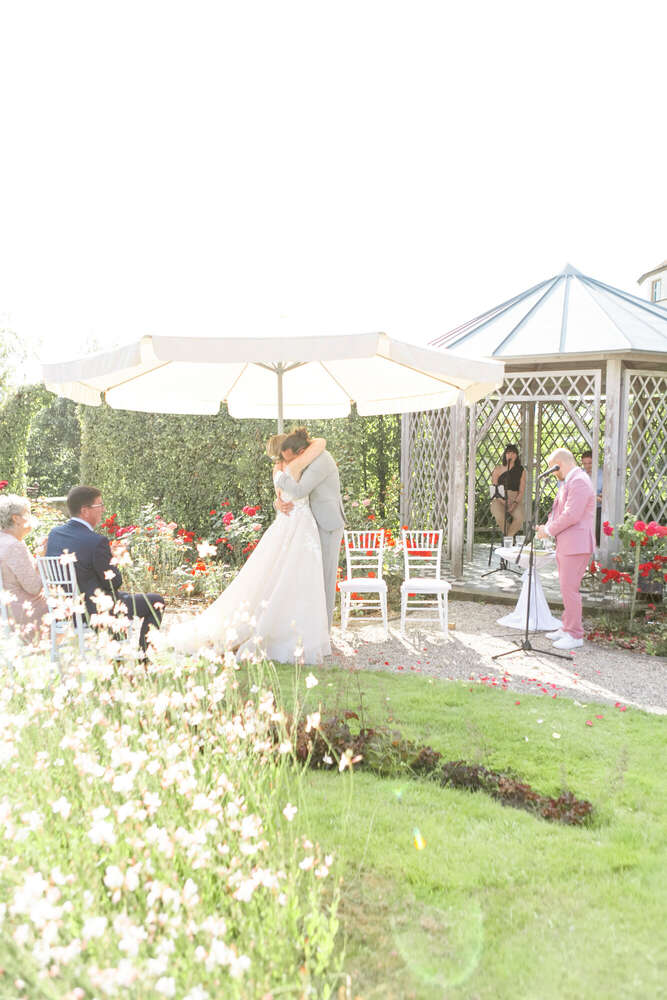 Arabella and Michi (Arabella and Michi)