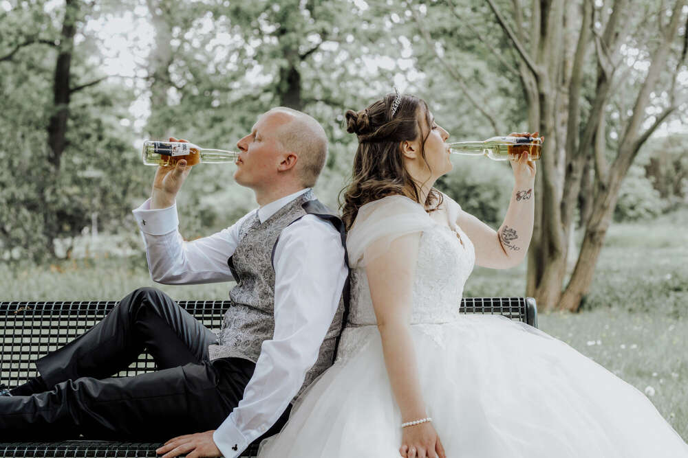 Bee Montana Photography (Bee Montana Photography)