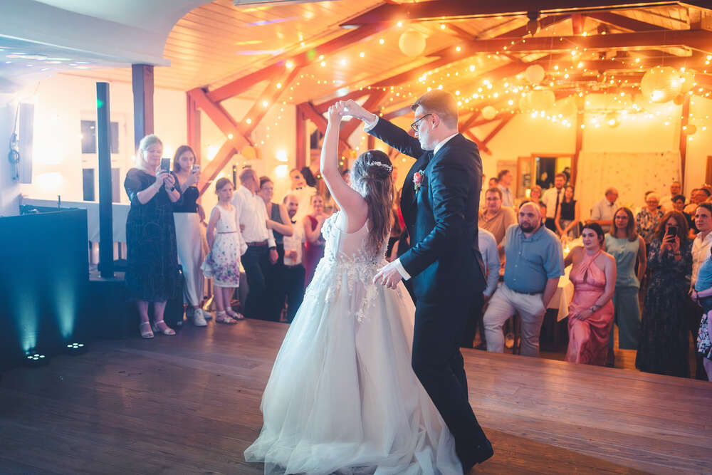 Beckerworks - Hochzeitsfotograf Gießen (Beckerworks - Hochzeitsfotograf Gießen)