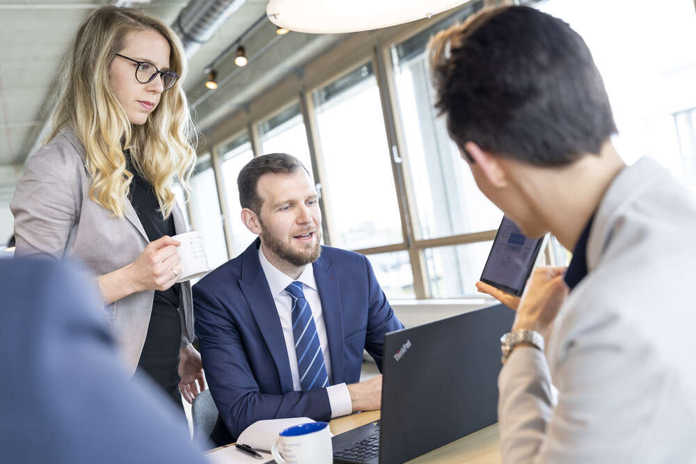 Mitarbeiterfotografie fuer Unternehmen (Fotograf-Welt)