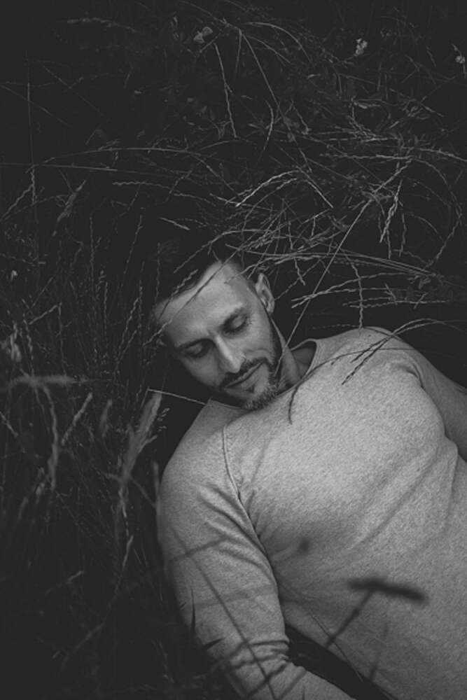 Portrait (Mia Graphya)