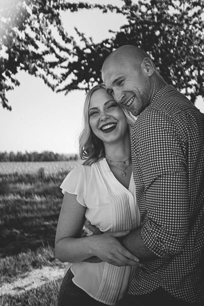 Portrait (Mia Graphya)