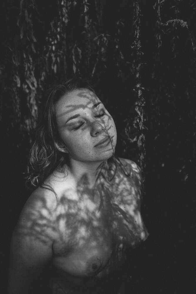 Akt/ Teilakt (Mia Graphya)