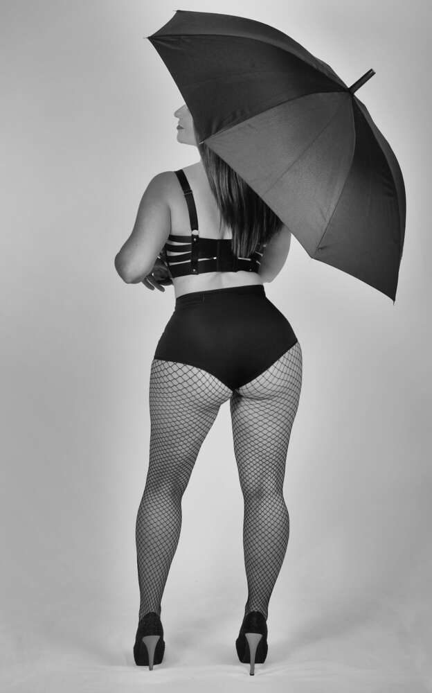 under my umbrella (Picture Box by SiLi)