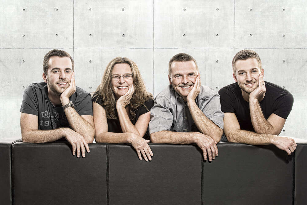 faktorzwei GmbH (faktorzwei GmbH)