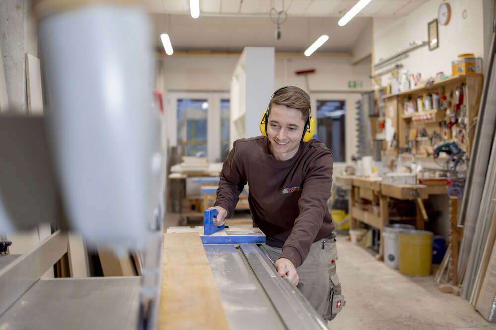 Portrait-/ Actionshooting f&uuml;r Tischlerei aus Mannheim (FROG MEDIA)
