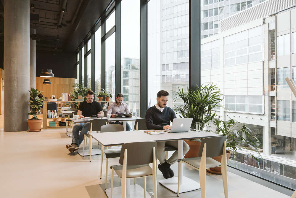 Spaces Frankfurt am Main (Attila Ziga)