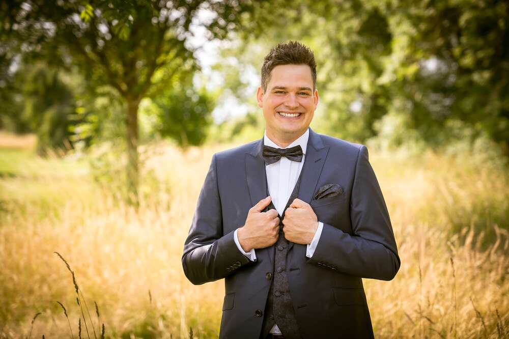 Br&auml;utigam (Susanne Brüger Fotografie & Brüger Fotobox)