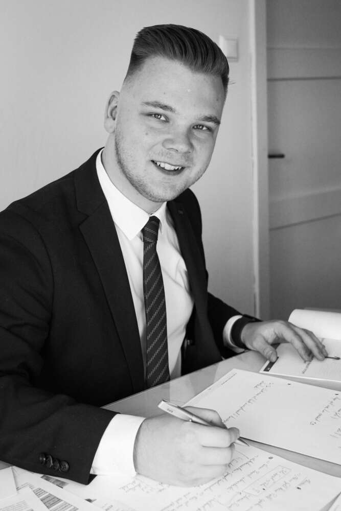 Twentyfourpics (Twentyfourpics)