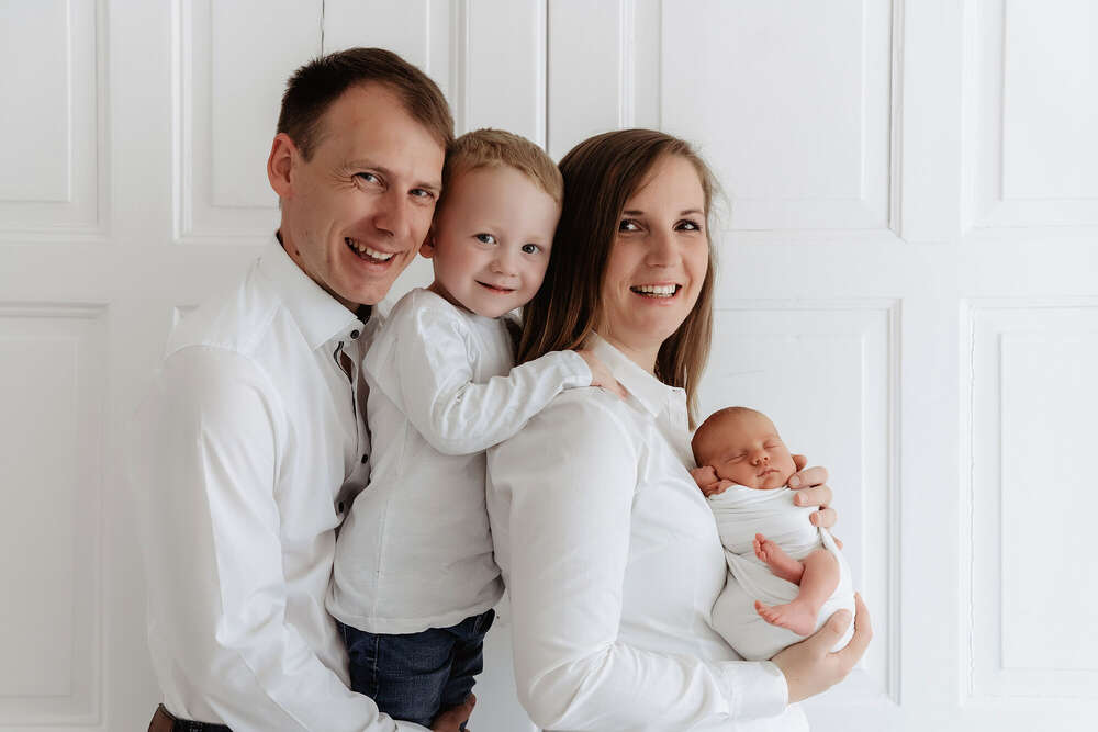Familienfotos Fotostudio (Herzfoto.)