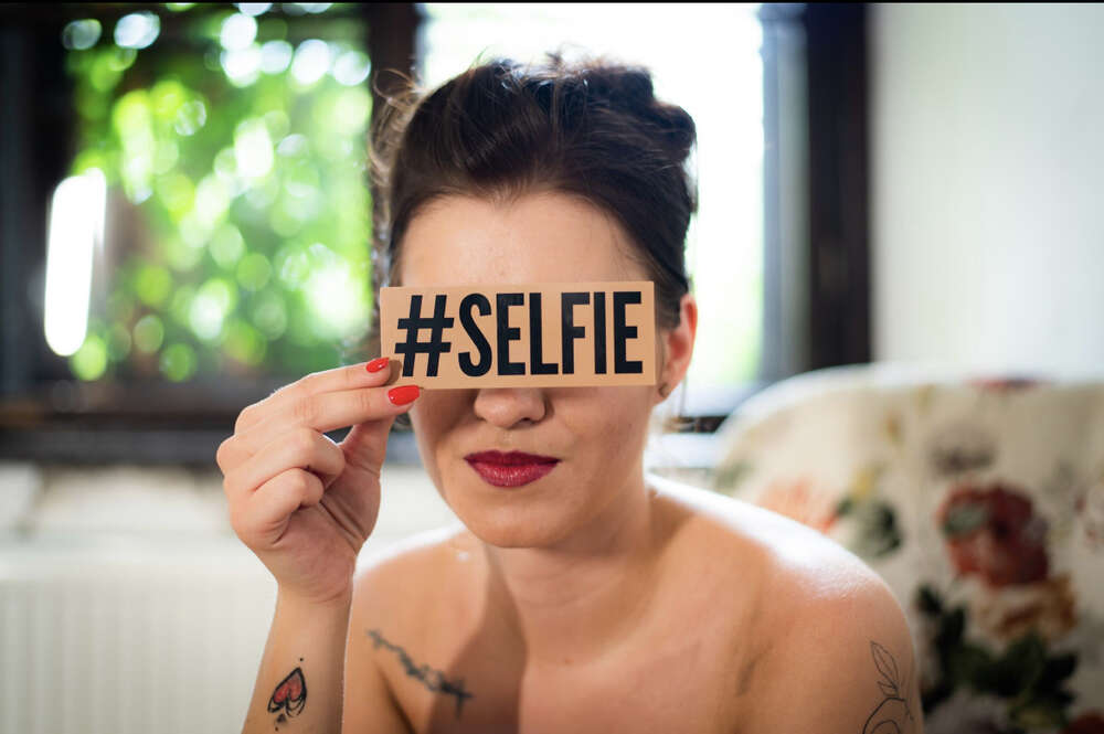 paint2graphy (paint2graphy)