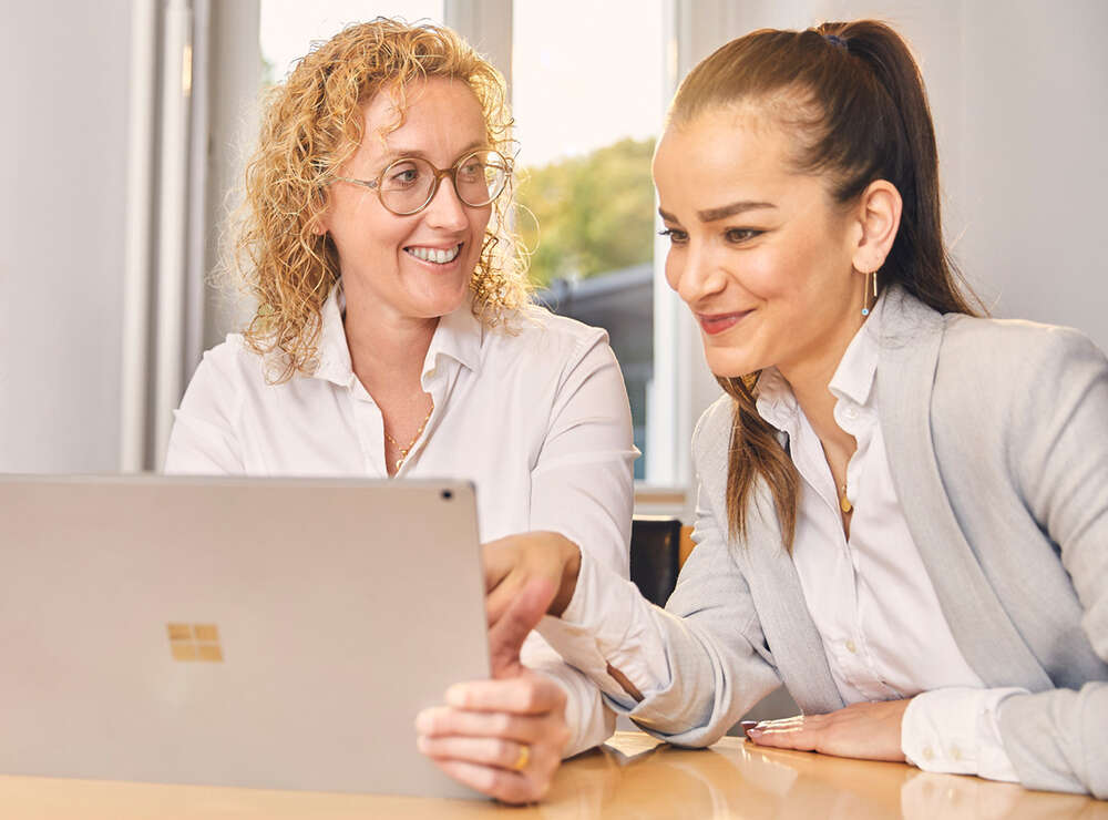 Büroszene (Björn Hokamp Fotografie)