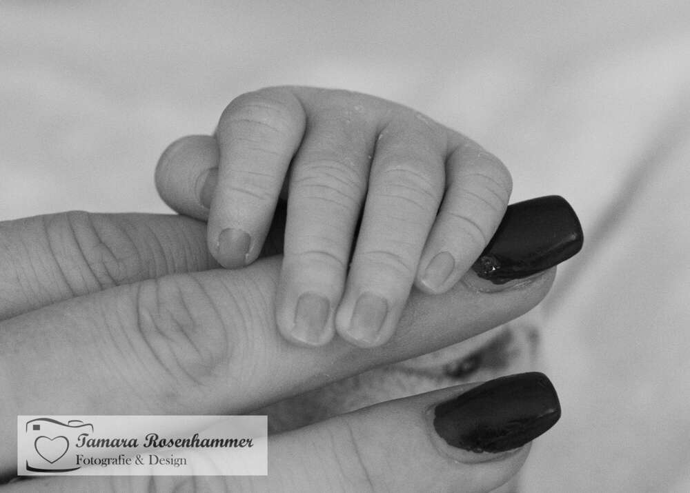 Newborn (Tamara Rosenhammer)