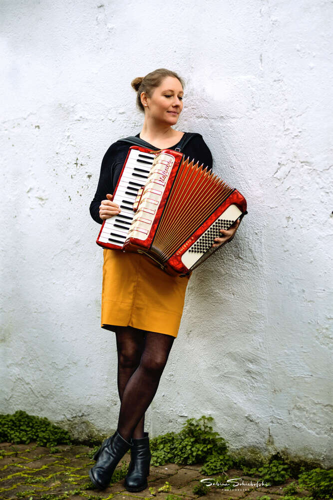 One Moment.Please (One Moment.Please)