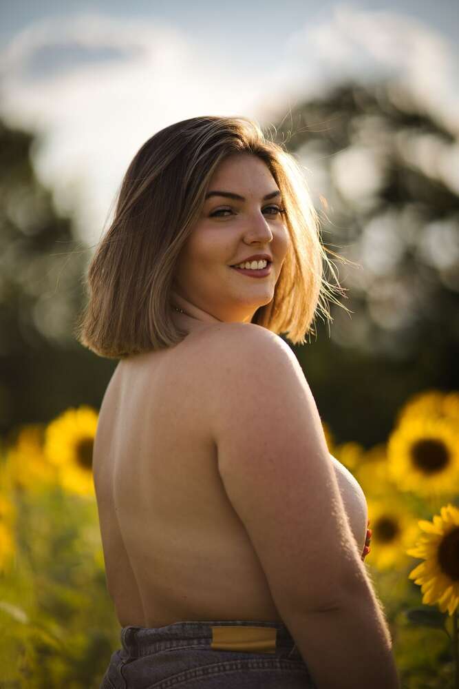 Topless Sonnenblumenfeld (Sascha Blei Fotografie)