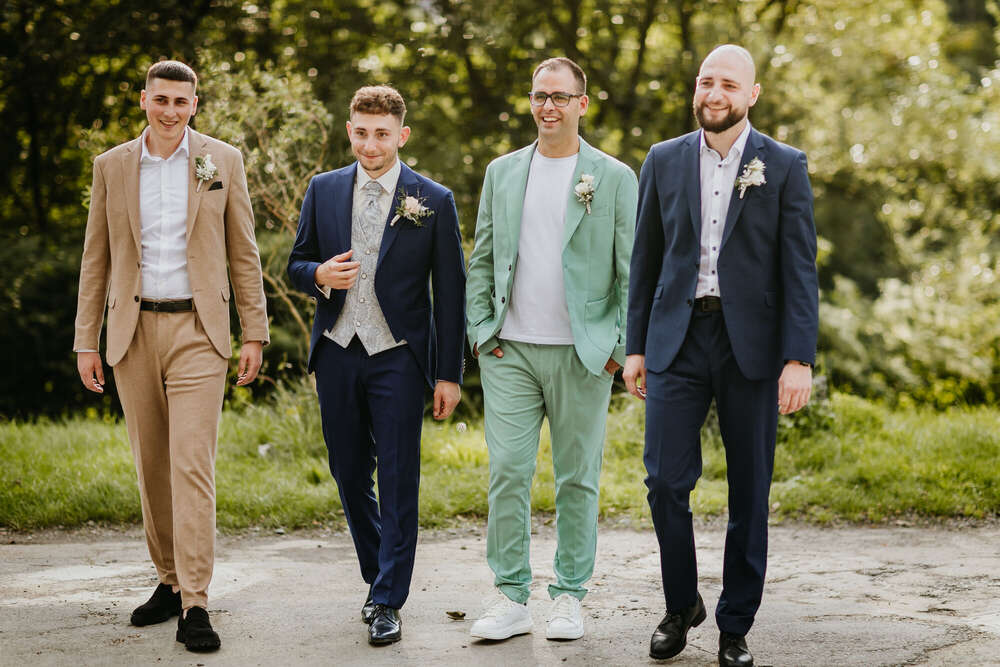 Bräutigam und Groomsmen (Photo Lauricella)