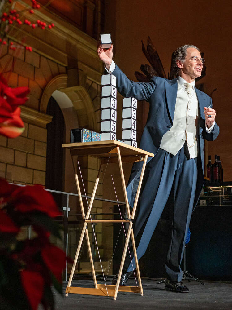 Simon Povazan Studio (Simon Povazan Studio)