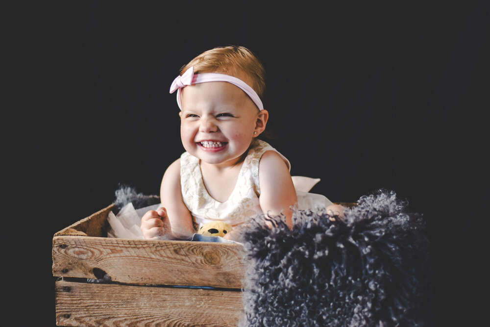 Kindershooting  (Cecily Peter)