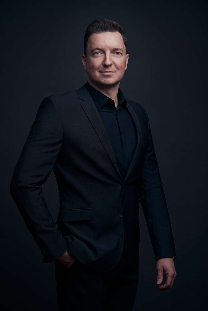 Sebastian Schueler Business & Commercial Photographer (Business Portraits Frankfurt - Sebastian Schueler)