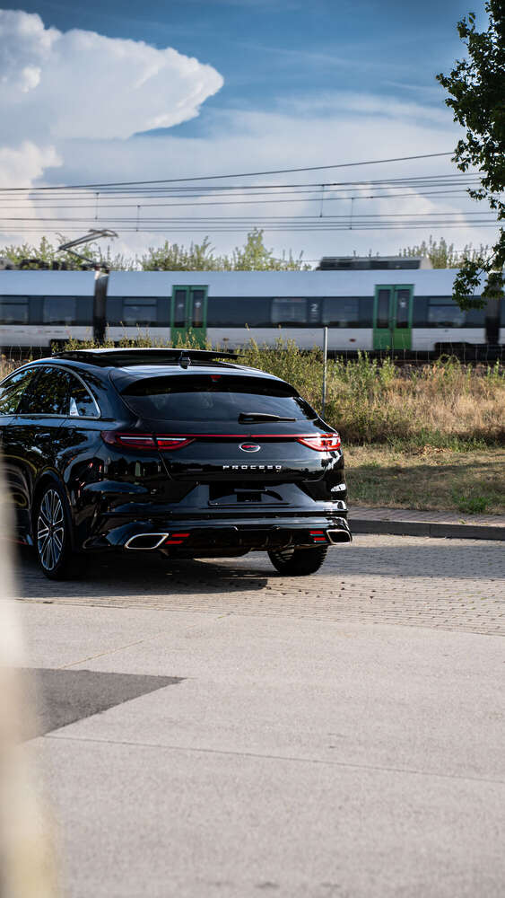 Sonic Schachert / Pumped Frames