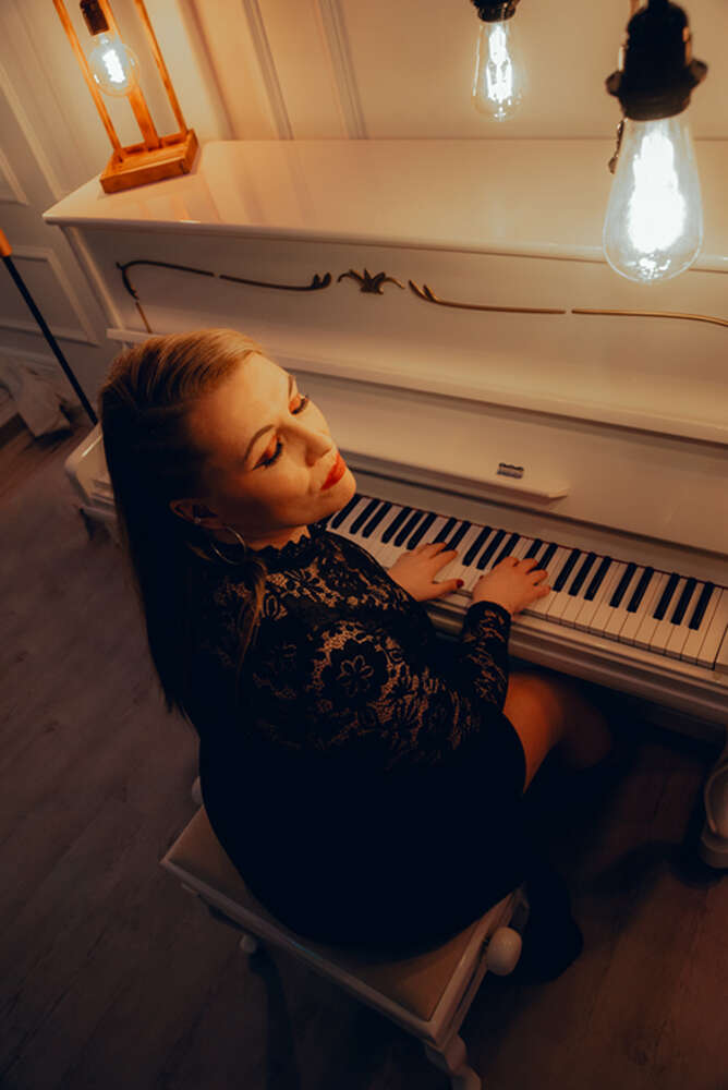 Klavier (Juli Krepler Photography)