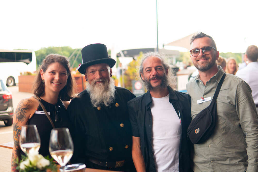 Clip-Video (Clip-Video)